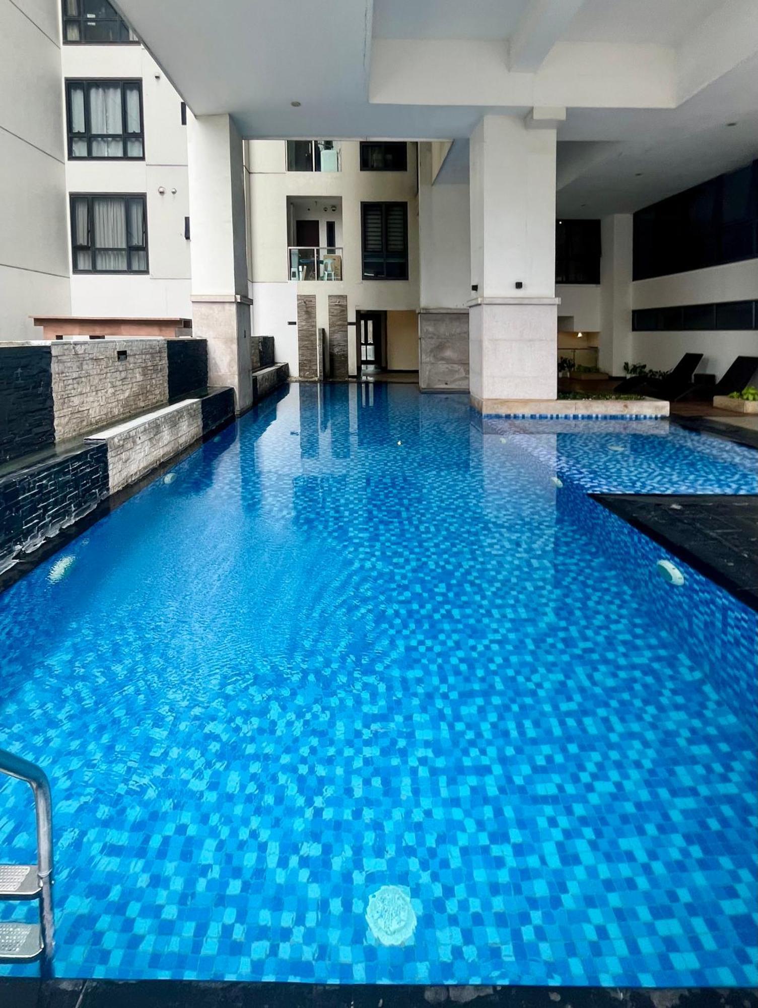 Greenbelt Hamilton Tower 1 Makati City Екстериор снимка
