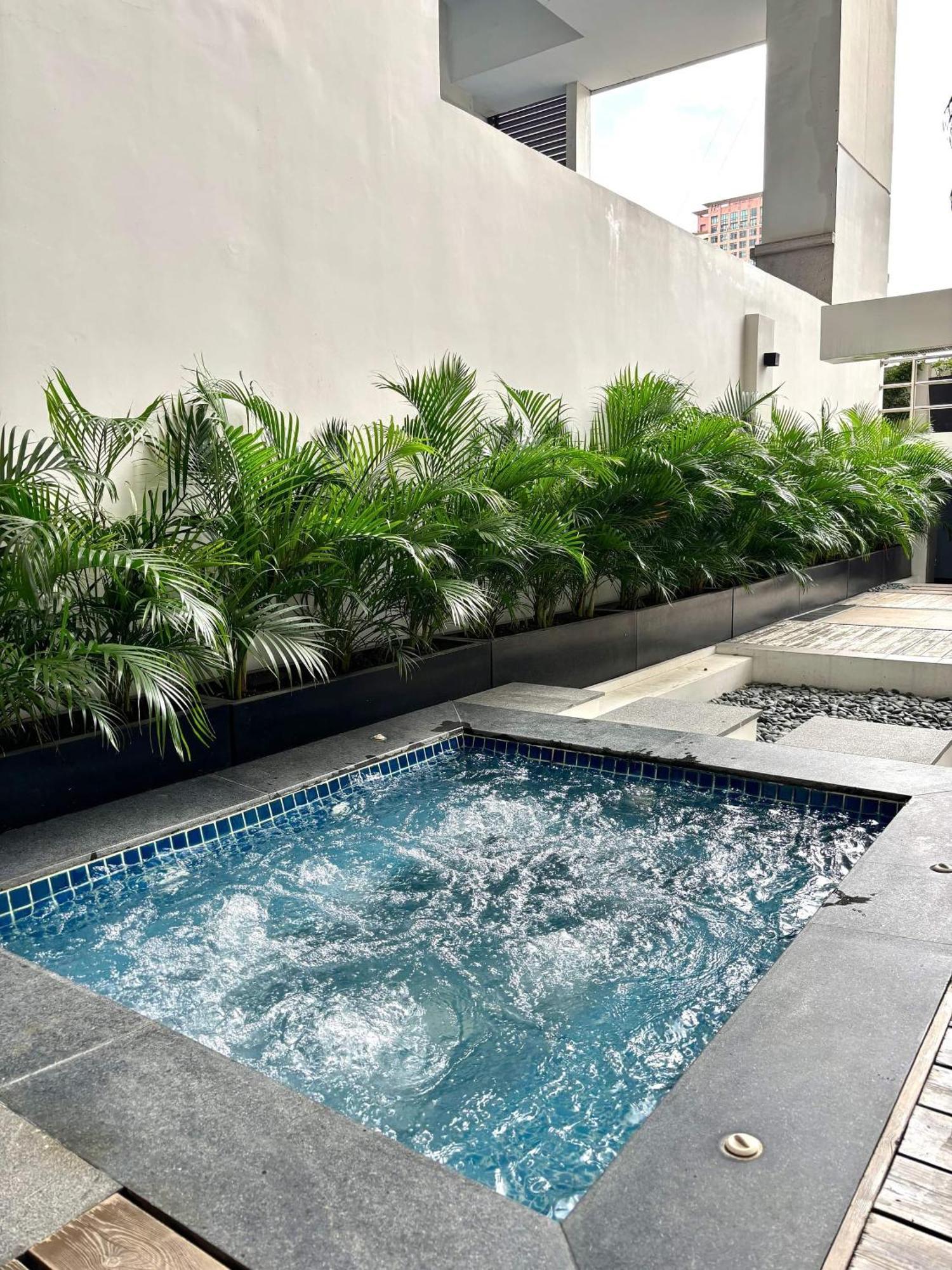 Greenbelt Hamilton Tower 1 Makati City Екстериор снимка